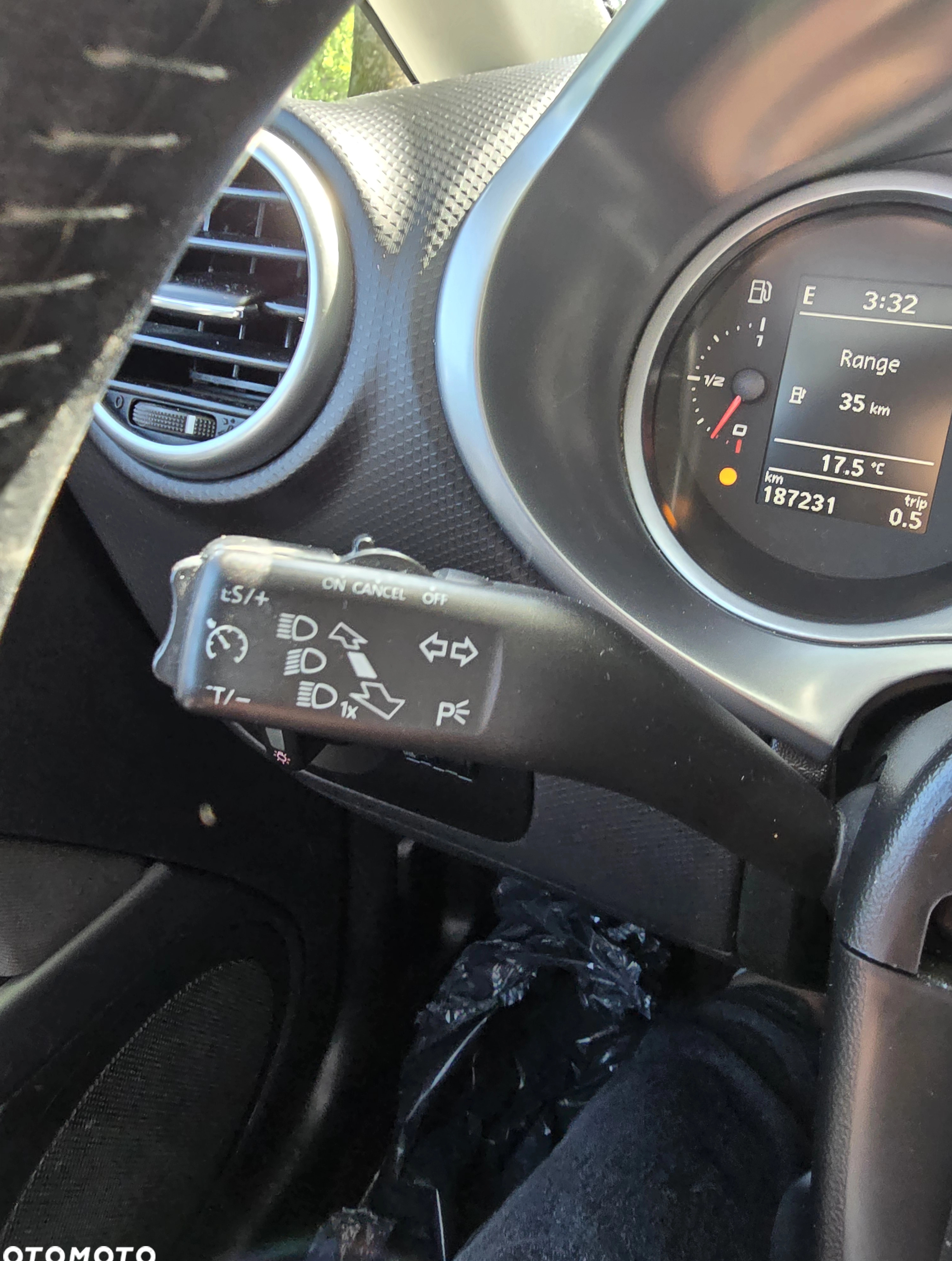 Seat Leon cena 22900 przebieg: 187000, rok produkcji 2012 z Mrągowo małe 781